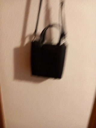 Bolso negro MARCA PARFOIS SIN ESTRENAR NOENVIO