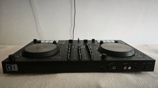 Traktor Kontrol S2 Mk3 con licencia + Mochila
