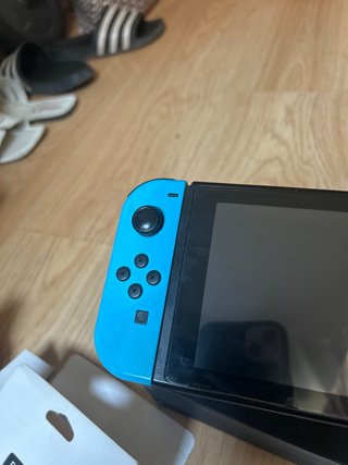 Nintendo Switch Azul/Rojo + Accesorios 3 juegos!