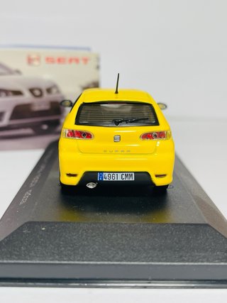Seat Ibiza Cupra 1/43 Amarillo