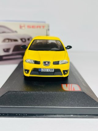 Seat Ibiza Cupra 1/43 Amarillo