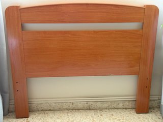 Cabecero de cama de madera
