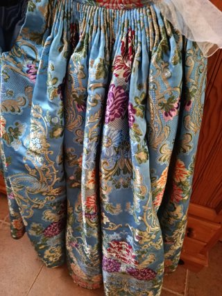 Traje Fallera Siglo XVIII con Zapatos