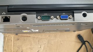 Dell Latitude D520 con Puerto Serie y XP