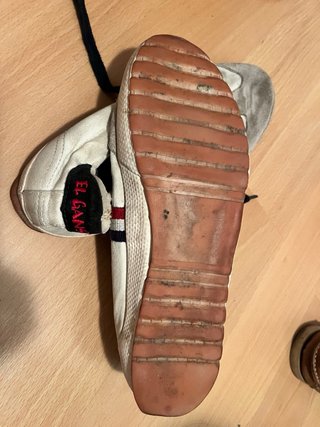 Zapatillas El Ganso grises y blancas