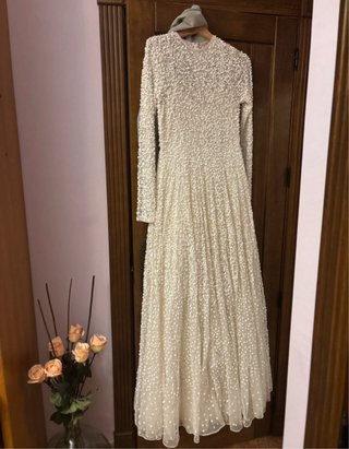 Vestido de novia largo lentejuelas.
