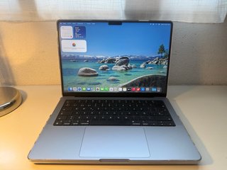 MacBook Pro 14” M3 8-Core CPU 16GB RAM 1TB SSD