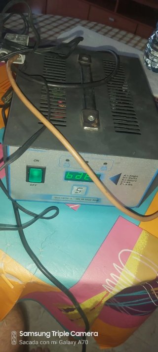 Cargador Batería Inteligente SPE 12V 4A
