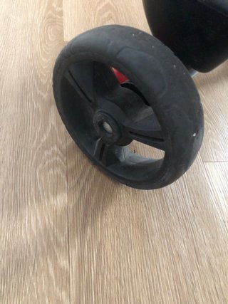 Triciclo para bebé con capota