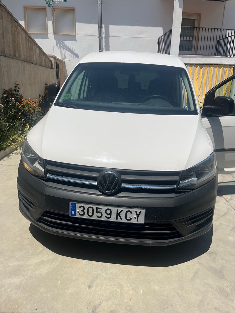 Volkswagen Caddy 2018 - foto 1