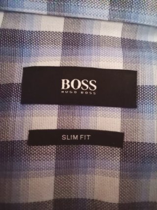 Camisa Hugo Boss cuadros azul M/41 usada una vez