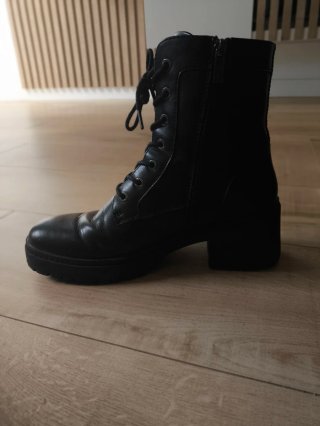 Botas militares XTI negras plataforma talla 41