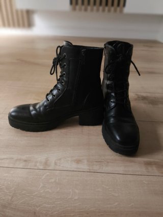 Botas militares XTI negras plataforma talla 41