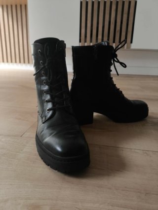 Botas militares XTI negras plataforma talla 41