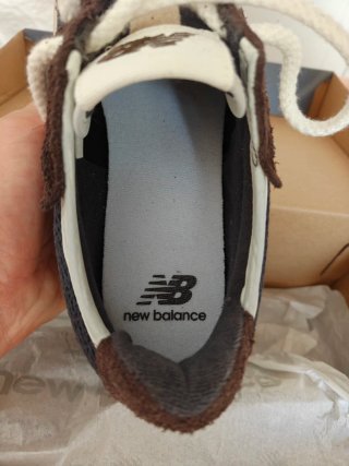 Zapatillas New Balance 327 Marrones
