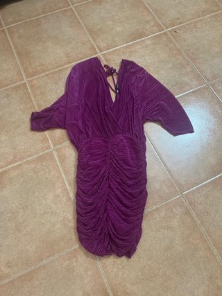 Vestido fruncido púrpura talla única