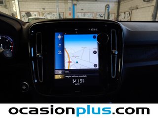 Volvo XC40 D3 Momentum Auto 110 kW (150 CV)