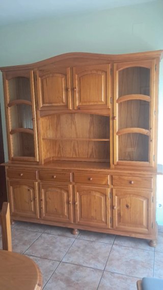 Conjunto comedor: mesa + 6 sillas madera