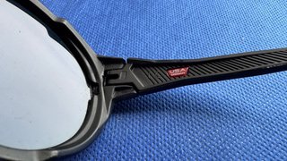 Gafas de sol Oakley CLIFDEN negras y azules