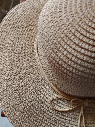 Cappello da donna in paglia