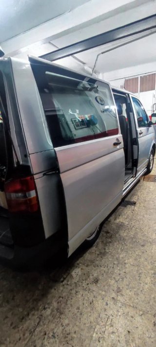 Volkswagen Transporter T5 2006
