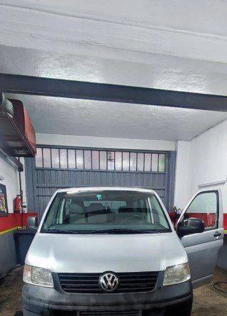 Volkswagen Transporter T5 2006