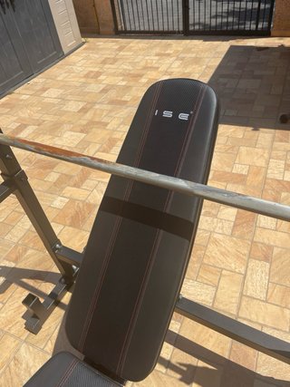 Banco de musculación multifunción ajustable