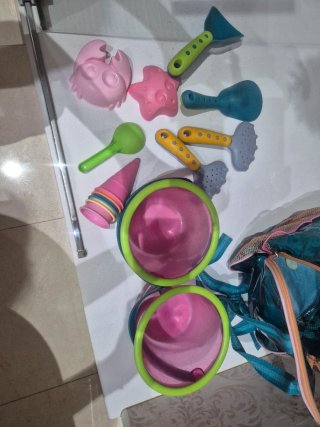 Mochila Playa Red IMAGINARIUM + Juguetes