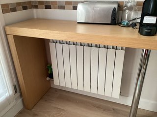 Muebles de cocina rojos con brillo