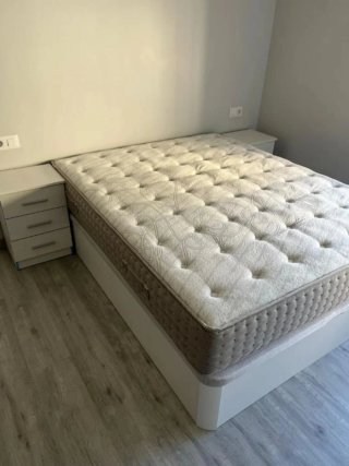 Lettini in legno con materassi