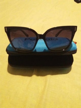 Gafas de sol Polaroid mujer negras