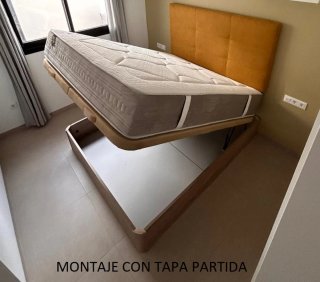 Lettini in tessuto e legno con materassi