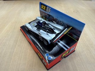 Scalextric Cadillac LMP 1:32