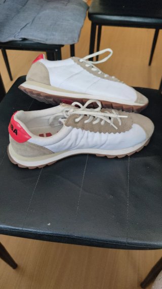 Zapatillas Bimba y Lola Talla 38 Beige/Blanco