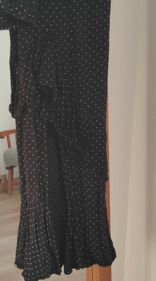 Conjunto crop top y falda lunares
