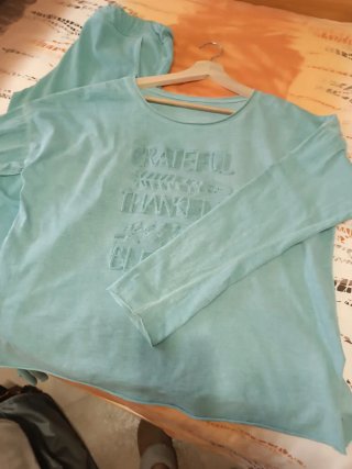 Conjunto deportivo pantalón y camiseta