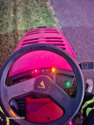 Tractor cortacésped Hydro 17.5/102