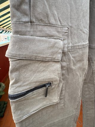 Pantalón Cargo Bershka Talla L Verde Militar