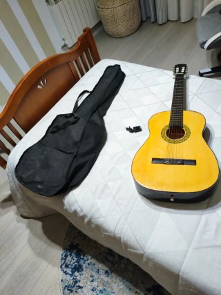 Pack Guitarra Española Classic + Funda + Afinador
