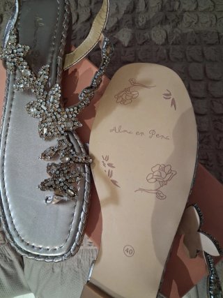 Sandalias Alma en Pena mujer doradas y plateadas