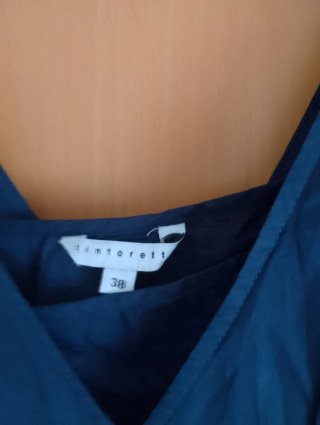 Vestido Tintoreto azul marino elegante