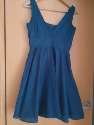 Vestido Tintoreto azul marino elegante