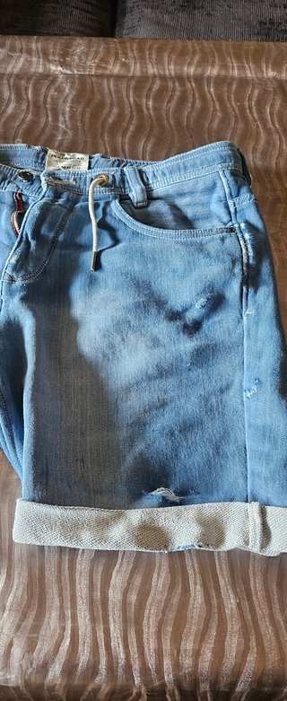 Pantalón corto elástico azul