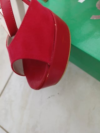 Scarpe rosse con tacco
