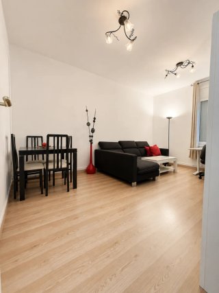Planta baja 95 m² reformada Terrassa.