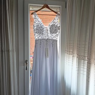 Vestido Novia Encaje Cuello V Talla M.