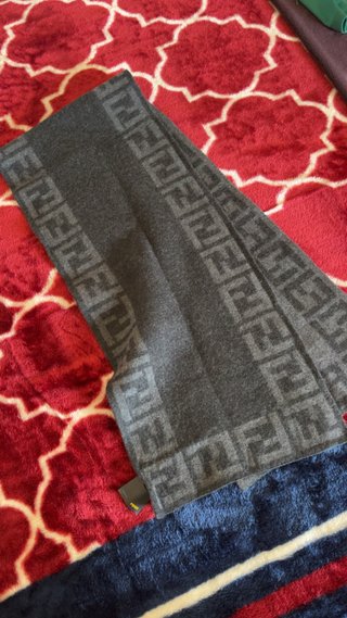 Bufanda Fendi Gris Logo FF