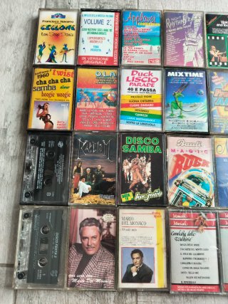 Cassette audio compilation e musica varia