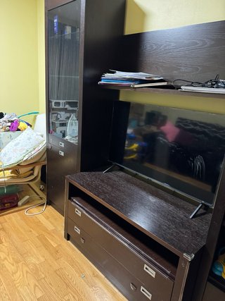 Mueble de salón modular madera y cristal