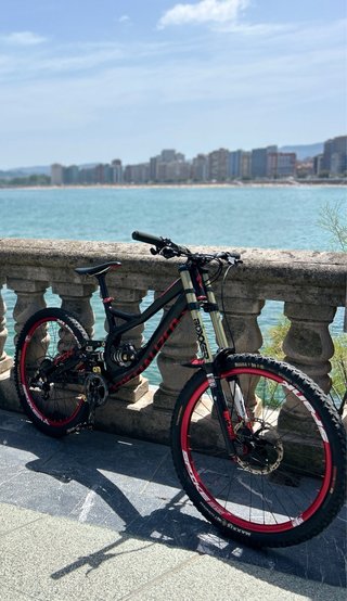 Specialized Demo 8 Bicicleta descenso